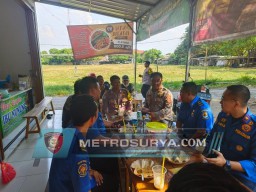 Jumat Curhat Polsek Weru Bersama Anggota Damkar Kabupaten Cirebon