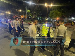 POLRES LAMONGAN OPTIMALKAN PATROLI CIPKON ANTISIPASI JELANG MALAM 1 SUROAN