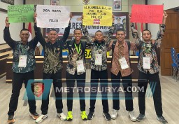 Anak Penjual Rempeyek di Jombang Membawanya Lolos Jadi Polisi