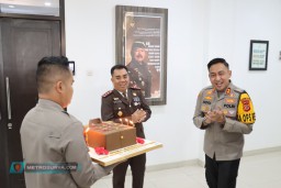 Kapolres Majalengka Berikan Surprise pada Kejaksaan Negeri Majalengka di Hari Bhakti Adhyaksa ke-64
