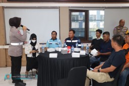 Tekan Angka Laka Lantas, Polres Pelabuhan Tanjung Perak Gelar FGD