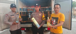 Polresta Cirebon Gagalkan Pengiriman Ribuan Miras di Losari
