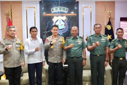 Kapolda Bali Menerima Silaturahmi Danrem 163 Wirasatya