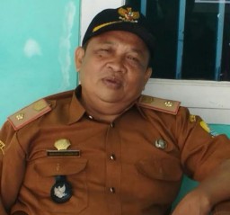 Pemdes Mekarsari Salurkan Beras Kemensos untuk 196 KPM