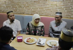 Warga KKSS Jatim Senang Dikunjungi Khofifah Indar Parawansa Usai Muswil XI KKSS