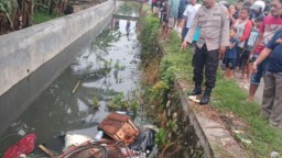 Tukang Becak di Lamongan Tewas Setelah Becaknya Tercebur ke Saluran Irigasi