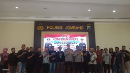 Polres Jombang Gelar Konferensi Pers Dalam Rangka Anev dan Kamtibmas