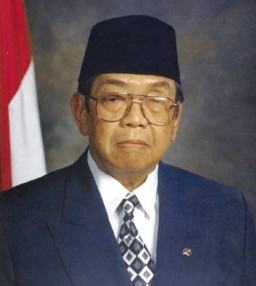 DPP Gajah Mada Indonesia Usulkan Presiden Prabowo Tetapkan Gus Dur Sebagai Pahlawan Nasional