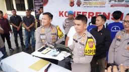 Polres Cirebon Kota Ungkap Sindikat Pembobol Minimarket dengan Modus Masuk Lewat Atap