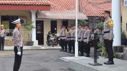 Wakapolres Cirebon Kota Pimpin Upacara Hari Kesadaran Nasional
