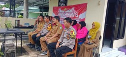 Kapolsek Bersama Muspika Serta Anggota & Bhayangkari Laksanakan Zoom Meeting Dalam Rangka Launcing P2L 