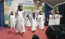 Meriah! Haflah Akhirusanah Yayasan Tanwirul Qulub Al-Khalil, TK B Tampilkan Tari Seni Islami