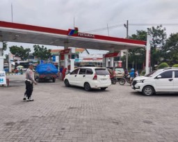 Polsek Ngimbang Laksanakan Patroli Objek Vital untuk Cegah 4C