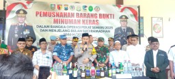 Polres Jombang Musnahkan Ribuan Botol Miras Berbagai Merk