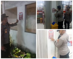 Waspada Antisipasi Curanmor Polsek Ngimbang Giat Pemasangan Famlet Di Tempat Umum
