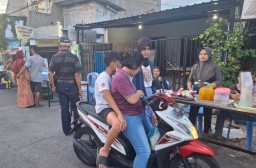 Bazar Ramadan 2025 di Margorejo, Sinergi AWS dan Warga Dukung UMKM Lokal