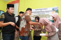 Polres Pelabuhan Tanjung Perak Gelar Buka Puasa Bersama dan Santuni 100 Anak Yatim