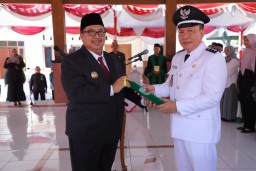 Bupati Jombang Resmi Melantik Slamet Santoso Sebagai KDAW Desa Mojokrapak
