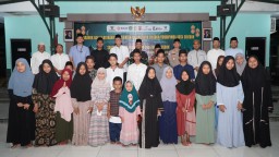 Kapolres Cirebon Kota dan Forkopimda Kota Cirebon Gelar Tarhim dan Santuni Anak Yatim di Masjid Darul Mutaqien