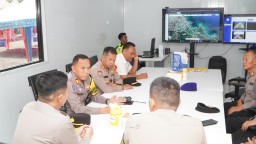 Kapolres Cirebon Kota Pimpin Monitoring Arus Mudik di Pos Yan Rest Area 207.A Tol Palikanci