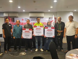 Polres Bojonegoro Raih Penghargaan dari PMI sebagai Pendonor Darah Terbanyak