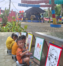 Momen Liburan Hari Raya di Karas Jati Stren (KJS): Destinasi Wisata Air di Rembang