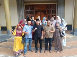 Bupati Rembang Sambut DPC RIS dalam Momen Silaturahmi Lebaran di Open House Idulfitri 1446 H