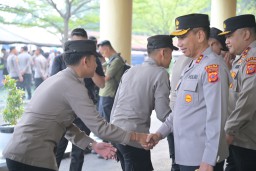 Kapolda Jabar Apresiasi Kinerja Personel Selama Ops Ketupat Lodaya 2025 Pada Acara Silaturahmi Halal Bihalal