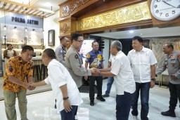 Kapolda Jawa Timur Terima Audiensi dari PWI Jatim, Perkuat Sinergi dan Kolaborasi