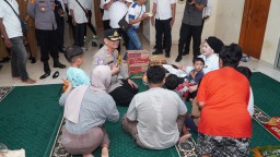 Kapolres Cirebon Kota Tunjukkan Kepedulian, Kunjungi Korban Pencabulan Anak di Rumah Aman KPAID