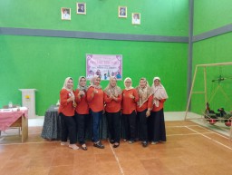 Desa Cibogo Kecamatan Waled Gelar Posyandu Di Balaidesa Cibogo