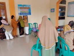 UPTD Puskesmas Waled bersama Desa Gunungsari Melakukan Kegiatan Posyandu Lansia