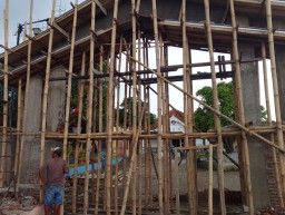 Kantor Balaidesa Cikulak Bangun Gapura sebagai Simbol Kemakmuran dan Komitmen Menuju Desa Unggul