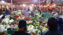 Telur Ayam Turun, Cabe Merah Naik, Berikut Daftar Harga Pangan Hari Ini