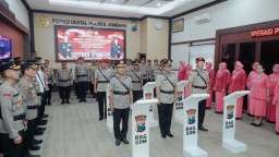 Rotasi Jabatan, Kapolres Jombang Pimpin Upacara Sertijab Kasat Resnarkoba dan Kapolsek Jajaran