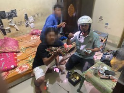 Dua Pengedar Tembakau Sintetis dan Tramadol Tanpa Izin Diringkus Satres Narkoba Polres Cirebon Kota