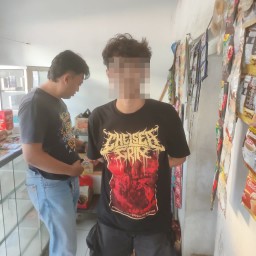 Obat Keras di Kantong Hitam: Jejak Kecil, Dampak Besar