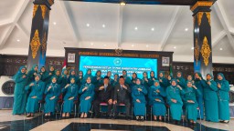 Bupati Jombang Kukuhkan Pengurus TP PKK 2025–2030 dan Apresiasi Kampung Si Besut di Kaliwungu
