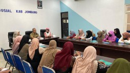 Dinas Sosial Jombang Gelar Bimbingan Sosial untuk Perempuan Rentan Sosial Ekonomi