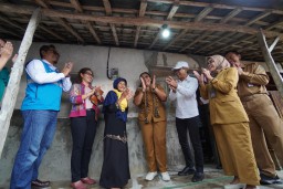 Listrik untuk Rakyat, Program Donasi Pegawai PLN Nyalakan 33 Ribu Lebih Sambungan Listrik Gratis