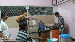 Hidup Sederhana, Semangat Luar Biasa: Potret Solidaritas Pekerja TAD di Surabaya