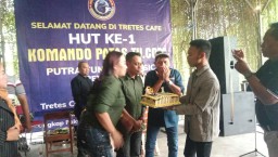 Selamat Hari ulang Tahun Yang Pertama Komando Patas TV Di kafe Tretes Mantup Lamongan Sangat Mriyah