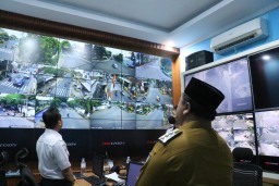 Sidak ke Dishub, Bupati Warsubi Soroti Lambatnya Penanganan PJU: “Jangan Sampai Warga Jombang Berjalan Dalam Gelap”