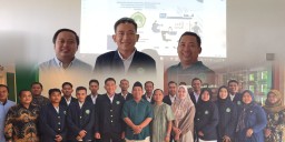 FEB UNISLA Gelar Ujian Skripsi RPL angkatan pertama Mahasiswa S-1 Manajemen