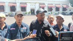 Arek Suroboyo Geruduk Polrestabes Surabaya, Laporkan Dugaan Pelanggaran PT Gas Alam Sentosa