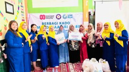 Semarak Kemerdekaan, YBM PLN UIP JBTB dan PIKK Bagikan Kado untuk Guru Ngaji dan Dhuafa
