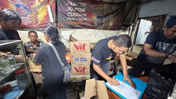 Laporan Warga Berbuah Operasi, 211 Botol Miras Disita Sat Resnarkoba di Pegambiran
