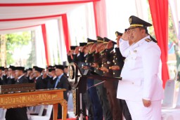 Upacara HUT RI ke-80 di Jombang Pertama Kali Dipimpin Bupati Warsubi