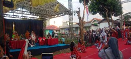 Desa Panglungan Kecamatan Wonosalam Gelar Karnaval Meriahkan HUT RI ke-80