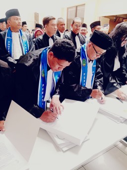 Organisasi Advokat Peradi Profesional Kembali Melantik dan Mengawal Pengambilan Sumpah Advokat